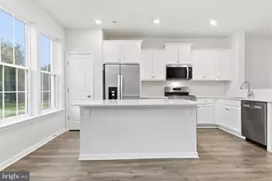 1078 Meadowlark Dr, Fogelsville, PA 18051 - Photo 11