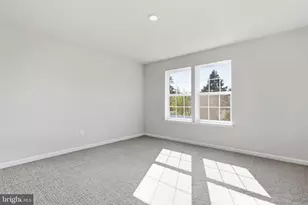 1082 Meadowlark Dr, Fogelsville, PA 18051 - Photo 17