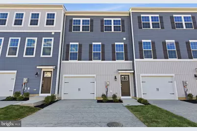 1084 Meadowlark Drive, Fogelsville, PA 18051 - Photo 1
