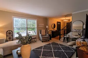 3223 Flatrock Dr, Whitehall, PA 18052 - Photo 9