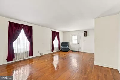 3024 Hillcrest Avenue, Allentown, PA 18103 - Photo 5