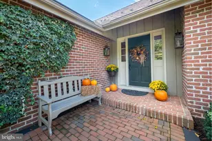 1814 Woodhaven Dr, Allentown, PA 18103 - Photo 5