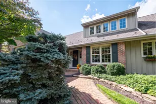 1814 Woodhaven Dr, Allentown, PA 18103 - Photo 3