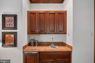 1814 Woodhaven Dr, Allentown, PA 18103 - Photo 17