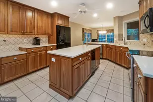 5730 Ricky Ridge Trail, Orefield, PA 18069 - Photo 51