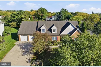 5730 Ricky Ridge Trl, Orefield, PA 18069 - Photo 5