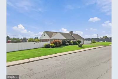 808 Jefferson Street, Whitehall, PA 18052 - Photo 5