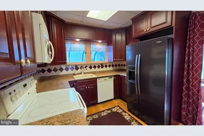 3335 N Front Street, Whitehall, PA 18052 - Photo 5