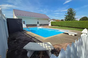 3335 N Front St, Whitehall, PA 18052 - Photo 39