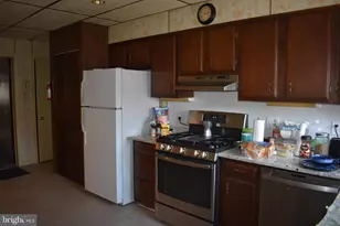 1222 1/2 W Tilghman St, Allentown, PA 18102 - Photo 13