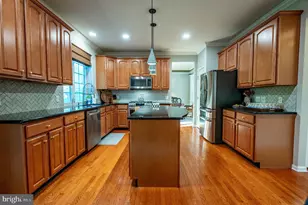 2208 Pembrooke Dr, Macungie, PA 18062 - Photo 15