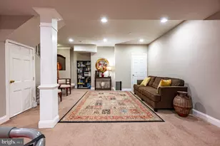 2208 Pembrooke Dr, Macungie, PA 18062 - Photo 47