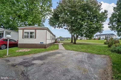 8721 Turkey Ridge Road, Breinigsville, PA 18031 - Photo 3