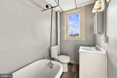 114 S 8th Street, Allentown, PA 18102 - Photo 35