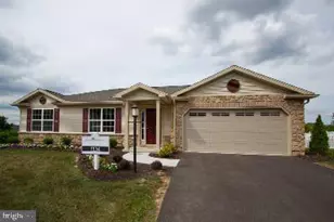 01 Lavender Ln, Lebanon, PA 17042 - Photo 1