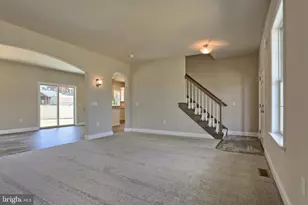 01 Rolling Meadow Rd, Lebanon, PA 17046 - Photo 5