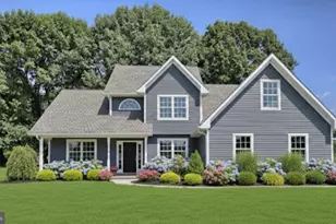 010 Rolling Meadow Rd, Lebanon, PA 17046 - Photo 1