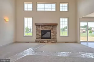 017 Rolling Meadow Rd, Lebanon, PA 17046 - Photo 13