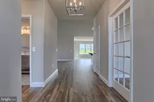 018 Rolling Meadow Rd, Lebanon, PA 17046 - Photo 3