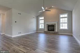 018 Rolling Meadow Rd, Lebanon, PA 17046 - Photo 13