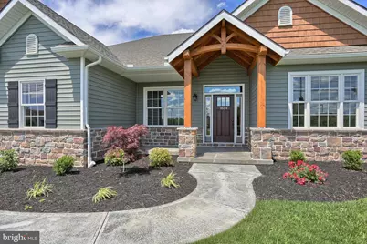 022 Rolling Meadow Rd, Lebanon, PA 17046 - Photo 1