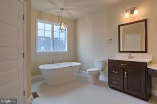 023 Rolling Meadow Rd, Lebanon, PA 17046 - Photo 31