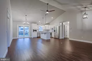 016 Rolling Meadow Rd, Lebanon, PA 17046 - Photo 3