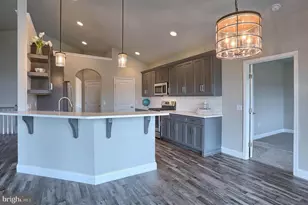 021 Rolling Meadow Rd, Lebanon, PA 17046 - Photo 15