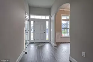 021 Rolling Meadow Rd, Lebanon, PA 17046 - Photo 5