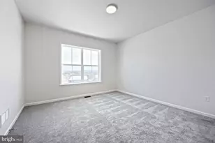 559 Bella May Cir, Lebanon, PA 17046 - Photo 15