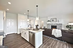 559 Bella May Cir, Lebanon, PA 17046 - Photo 11