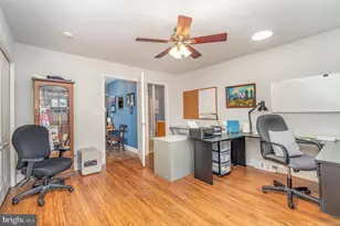 1012 English Dr, Lebanon, PA 17042 - Photo 15