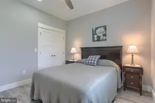 82 S Village Cir, Palmyra, PA 17078 - Photo 33