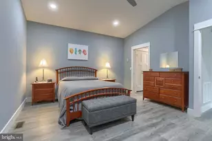 82 S Village Cir, Palmyra, PA 17078 - Photo 23