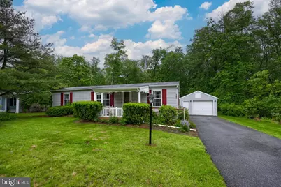 109 Maple Avenue, Manheim, PA 17545 - Photo 1