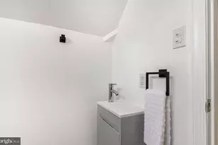 40 N Grant St, Palmyra, PA 17078 - Photo 27