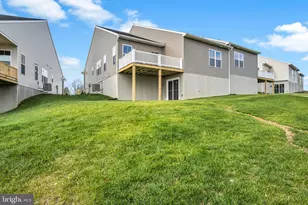 914 N Lincoln St, Palmyra, PA 17078 - Photo 3