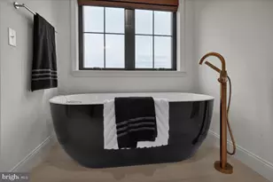 2000 Rolling Meadow Rd, Lebanon, PA 17046 - Photo 41