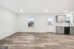 418 Elm St, Lebanon, PA 17042 - Photo 9