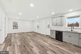 418 Elm St, Lebanon, PA 17042 - Photo 5