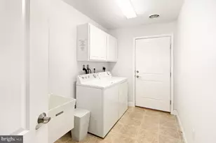 1007 Great Hall Dr, Lebanon, PA 17042 - Photo 25