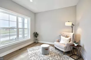 609 Lilliana Dr, Lebanon, PA 17046 - Photo 3