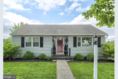 820 W Maple Street, Palmyra, PA 17078 - Photo 1