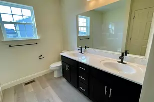 263 Gardenia Ln, Lebanon, PA 17042 - Photo 9