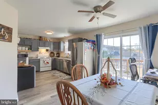 1015 S 3rd St, Lebanon, PA 17042 - Photo 7