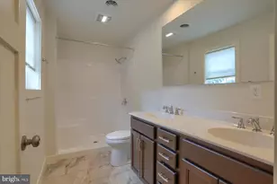 45 N Penn St, Palmyra, PA 17078 - Photo 17