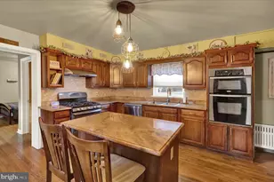 1027 Quentin Rd, Lebanon, PA 17042 - Photo 5