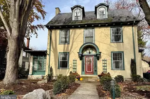 3 E High St, Lebanon, PA 17042 - Photo 1