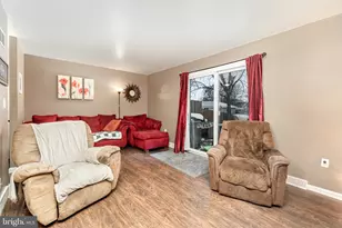 925 E Oak St, Palmyra, PA 17078 - Photo 11