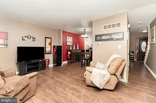 925 E Oak St, Palmyra, PA 17078 - Photo 13